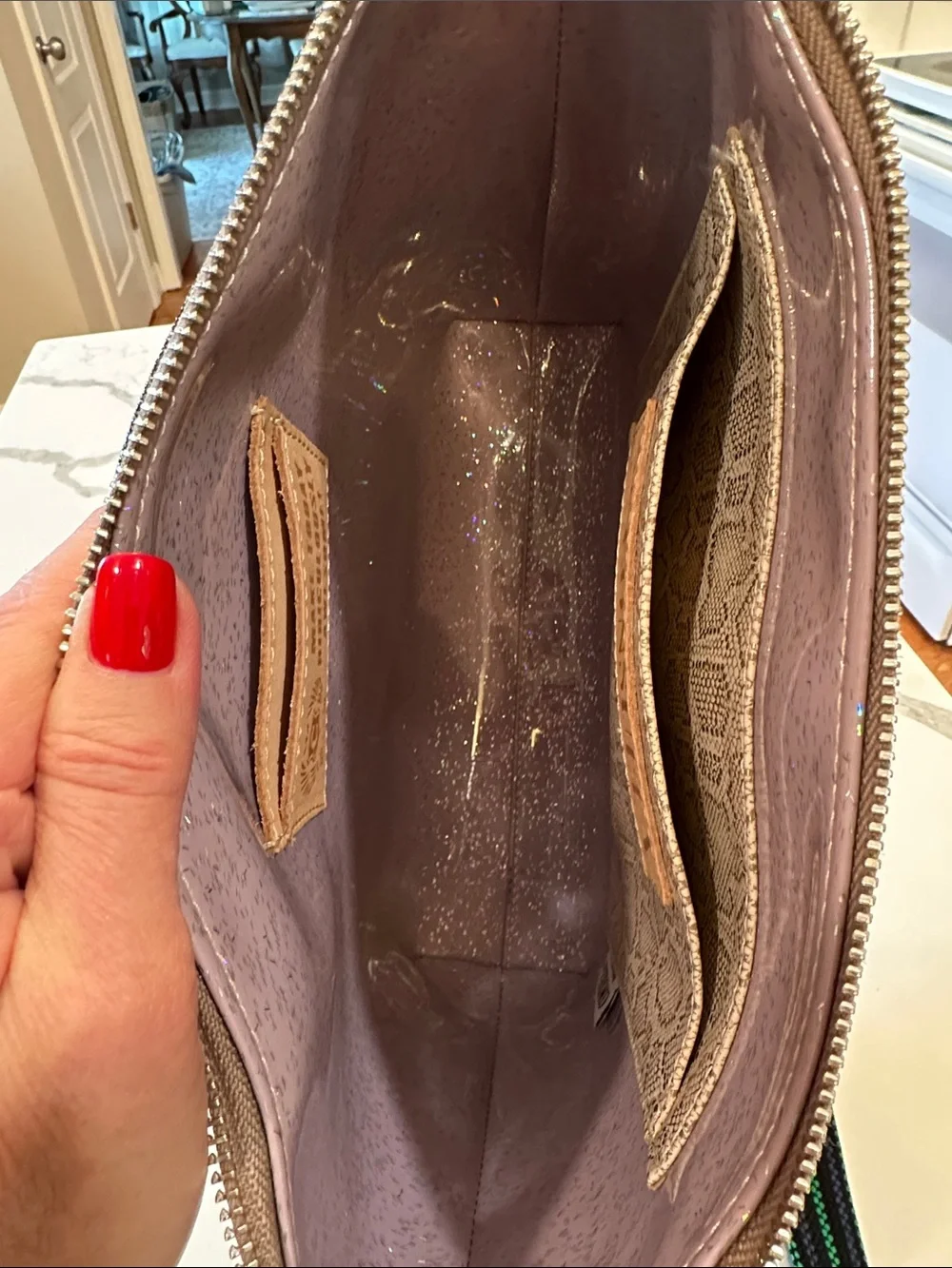 Consuela Selena downtown Crossbody bag - Picture 15 of 16